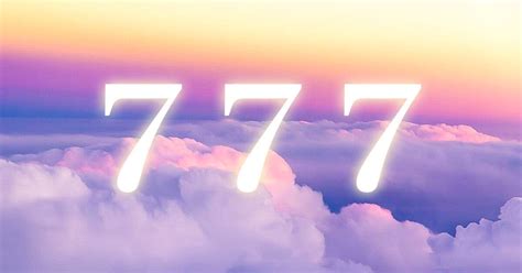 777 Angel Number: Signification Flamme Jumelle, en Amour .